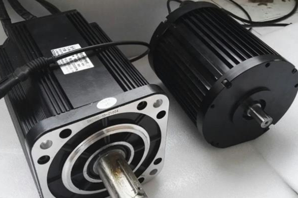 如何降低交流低壓交流電機運行期間的噪音？