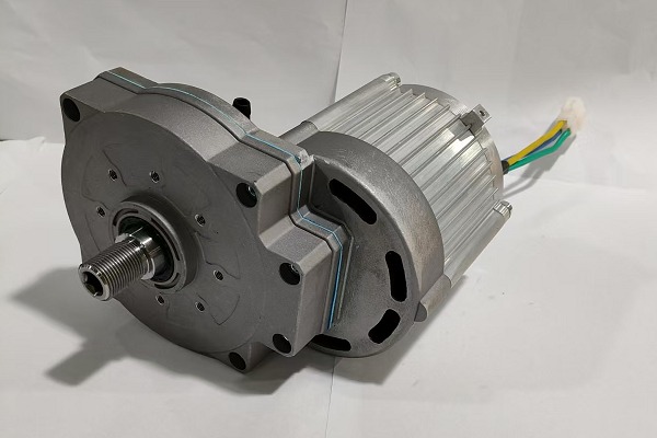 直流無(wú)刷電機參數怎么看？三元告訴你！